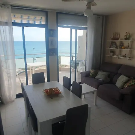 Surfing Primera Linea De Playa Apartment Peniscola